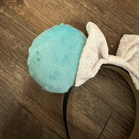 Handmade Blue and White Mouse Ears - Picture 2 of 3